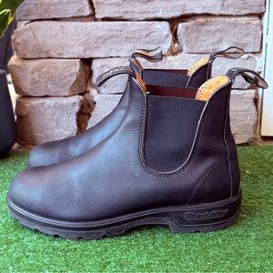 Blundstone Classic Chelsea Black Leather Women’s Boots